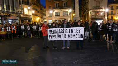 CONCENTRACION CONTRA DEROGACION LEY MEMORIA HISTORICA