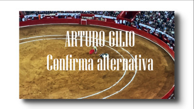 ARTURO GILIO CON TOROS DE LOS ENCINOS EN LA MÉXICO DURANTE EL 78 ANIVERSARIO