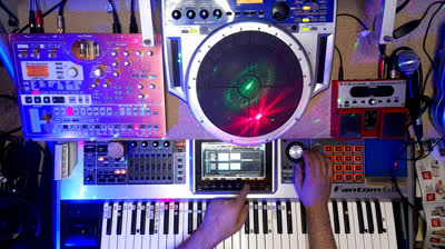 Laurent DiscShowMan 8 PARTE Haciendo Cancion de Principio a Fin