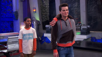 Lab Rats_S02E06_Hermano al suelo